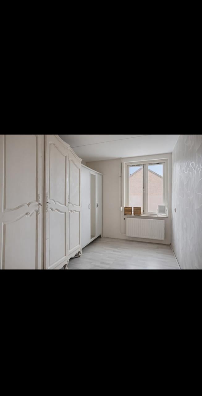 Instapklare woning, in de groene omgeving "Rivierenpark "