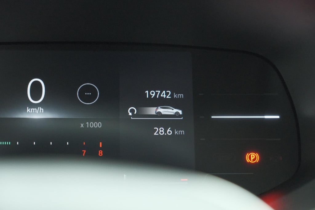 Renault Clio tce 90 evolution | camera | navigatie | apple carplay | parkee