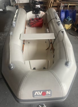 Avon rib 3.40 met 9.9 pk buitenboordmotor