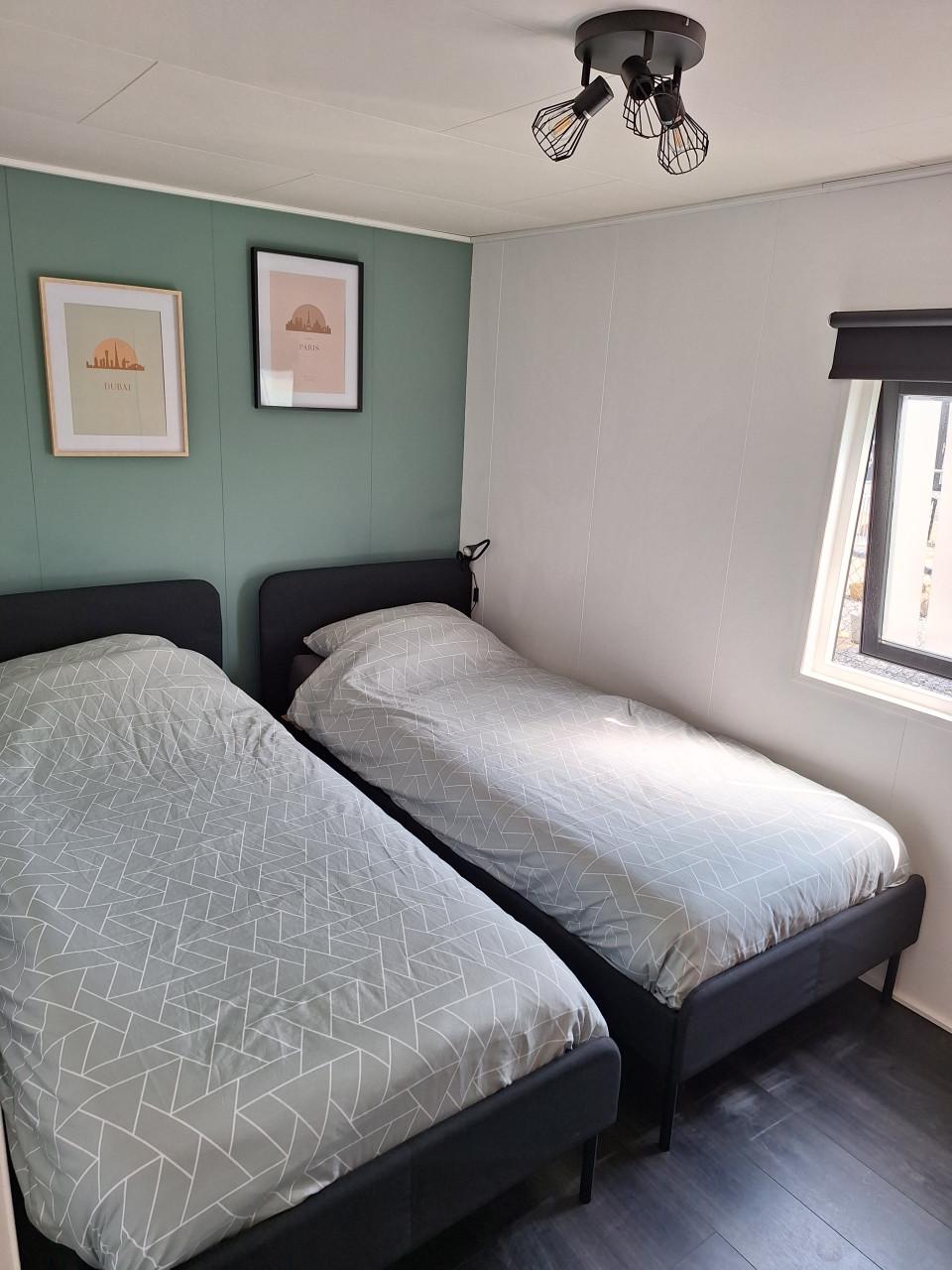 Tijdelijke woonruimte te huur–Gemeubileerd chalet Regio Heinkenszand/Goes.