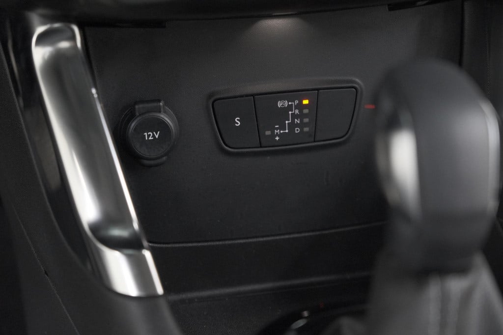 Citroen C3 Aircross puretech 130 eat6 max | camera | apple carplay | parkee
