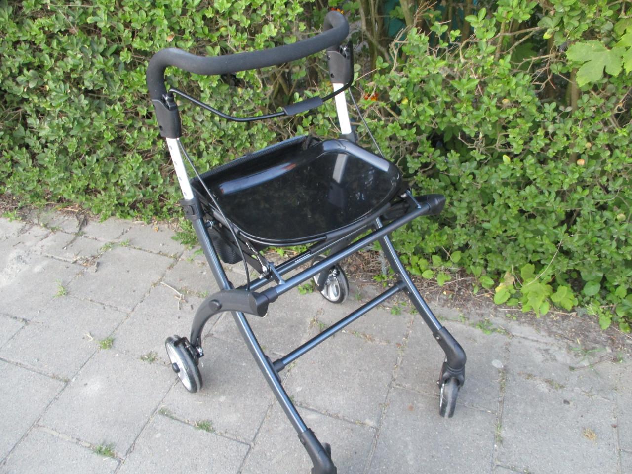 Te koop wheelsahead 2.0 binnen rollator  (2025)