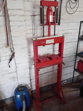 12 tons pers 125 euro