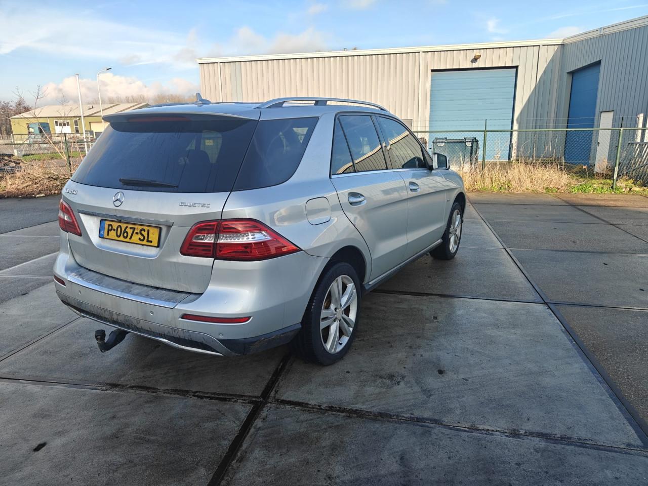 MERCEDES BENZ ML350
