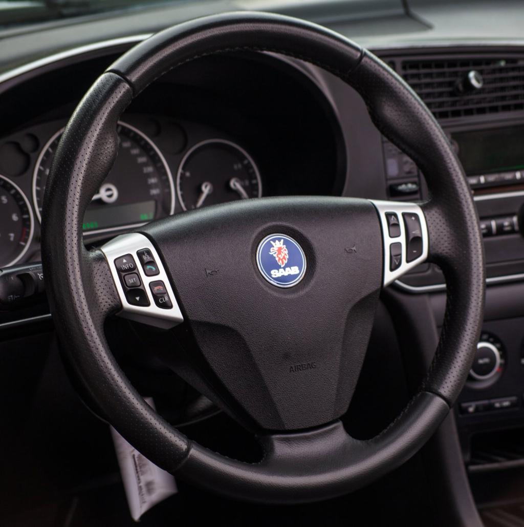 Saab 9-3 cabrio 1.8t vector tx uitgevoerd