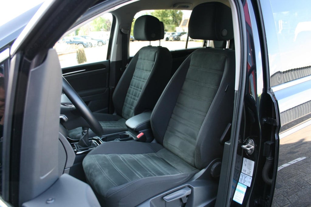 Volkswagen Touran 1.4 tsi highline 7p