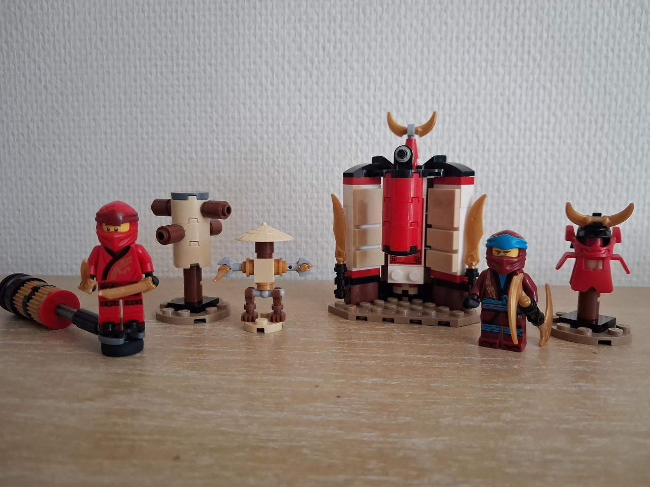 Lego ninjago met oefenplaats setnr 70680