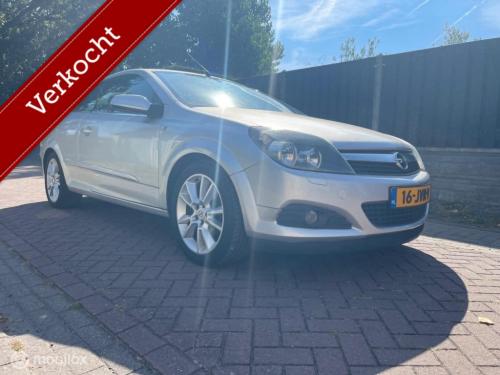 Opel Astra twintop 1.6 cosmo