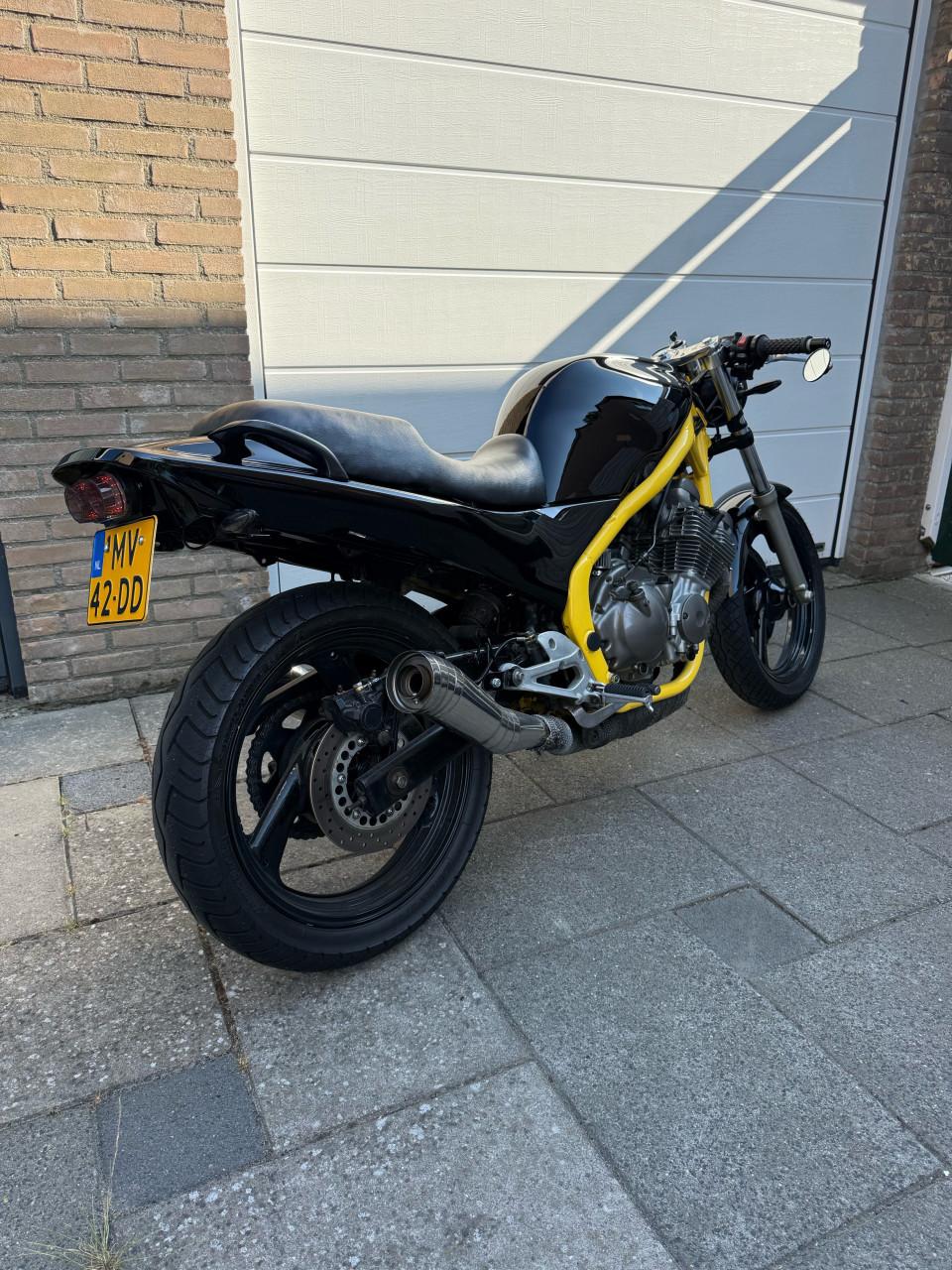 Yamaha XJ600S 4BR Naked