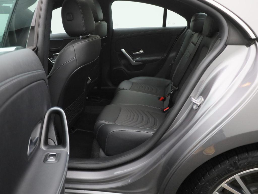 Mercedes-Benz Cla 250 e luxury line | automaat | panoramadak | apple carpla