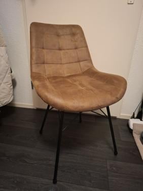 4 stoelen voor 50 euro