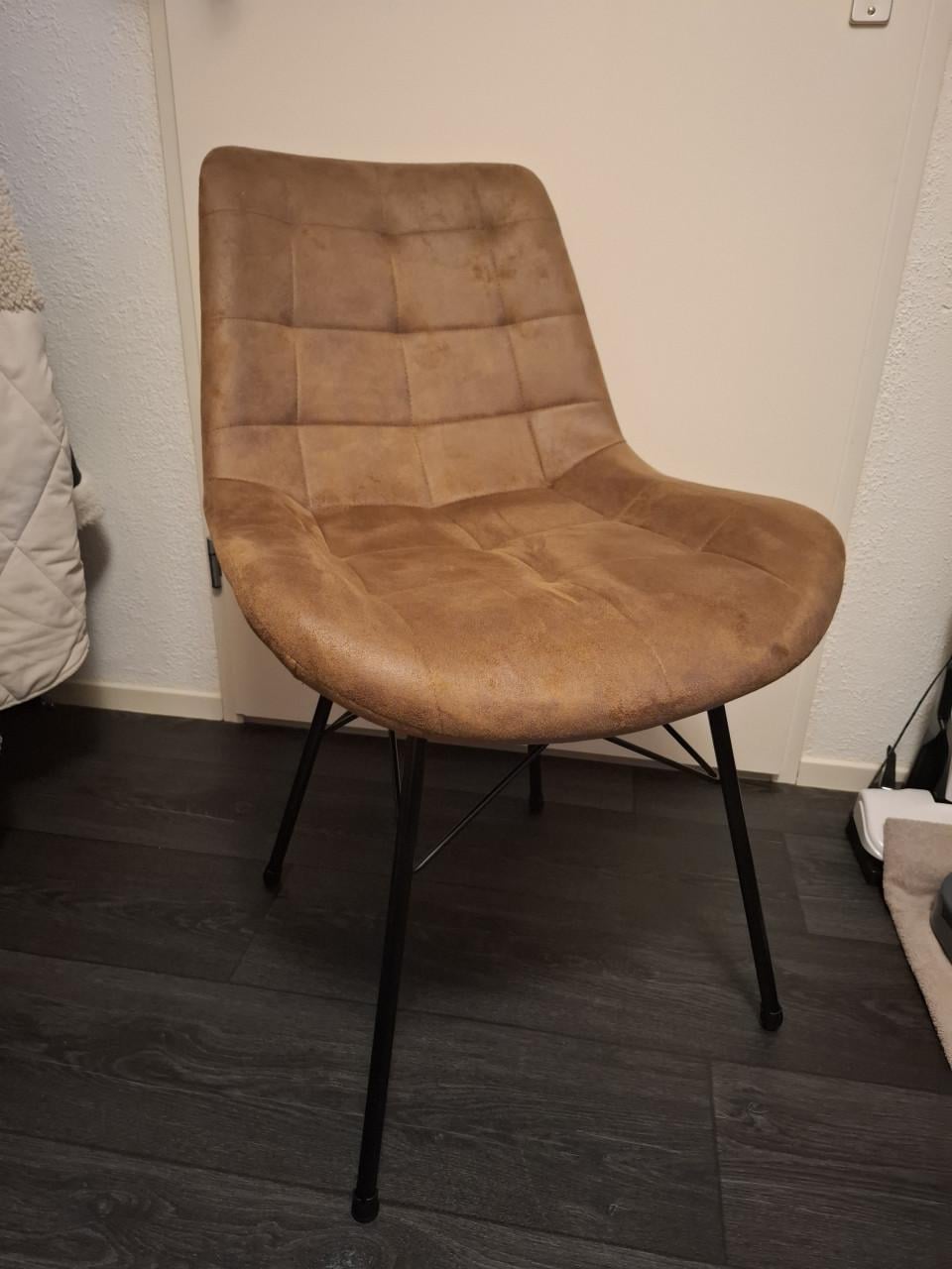 4 stoelen voor 50 euro