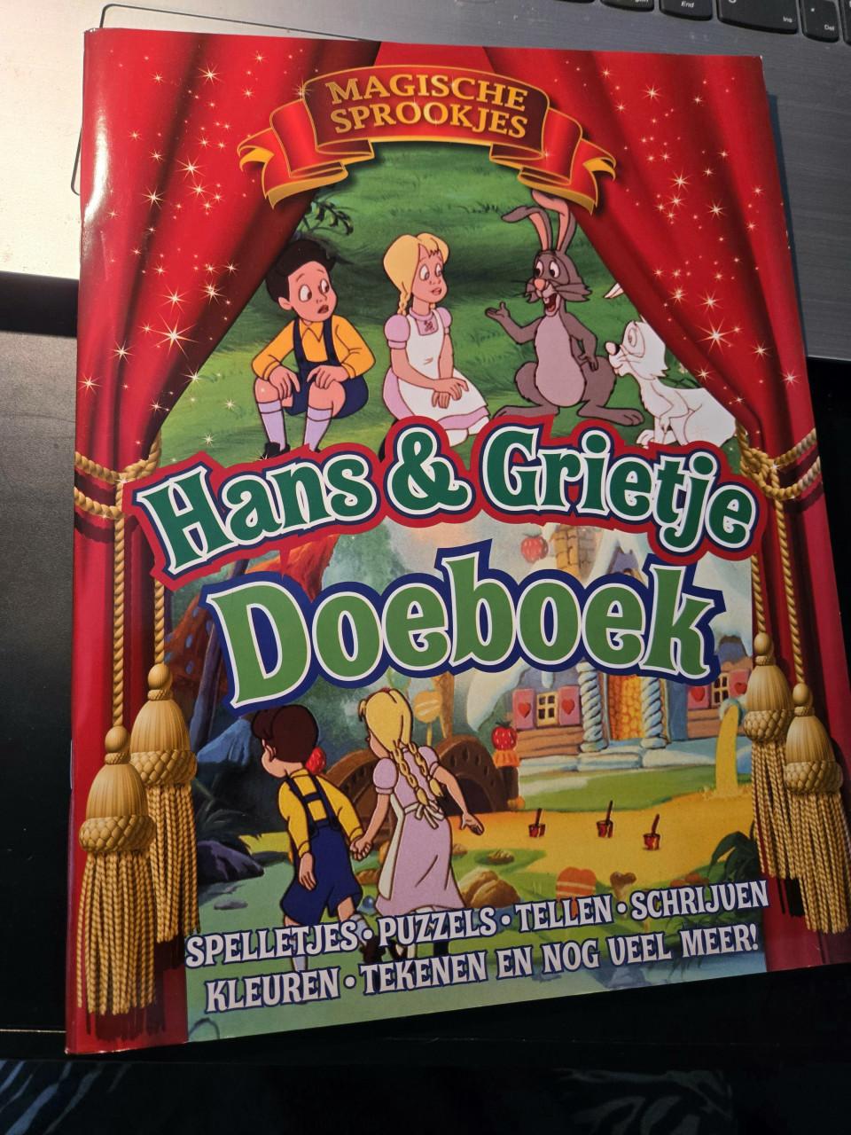 4 stuks lees- en doeboeken