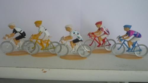 Wielrennen 5 verschillende miniatuur wielrennertjes 6 cm