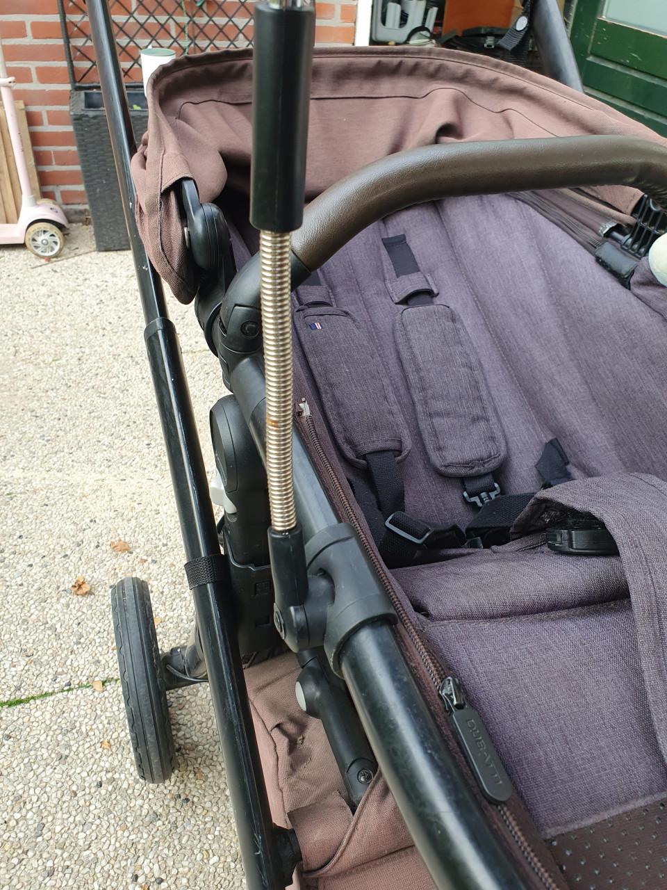 Paraplu kinderwagen dubatti