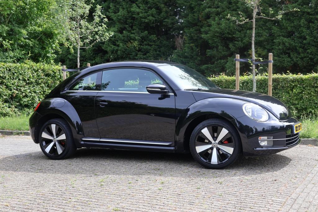 Volkswagen New Beetle 1.2 tsi design | rijklaarprijs| benzine| 12 maanden b
