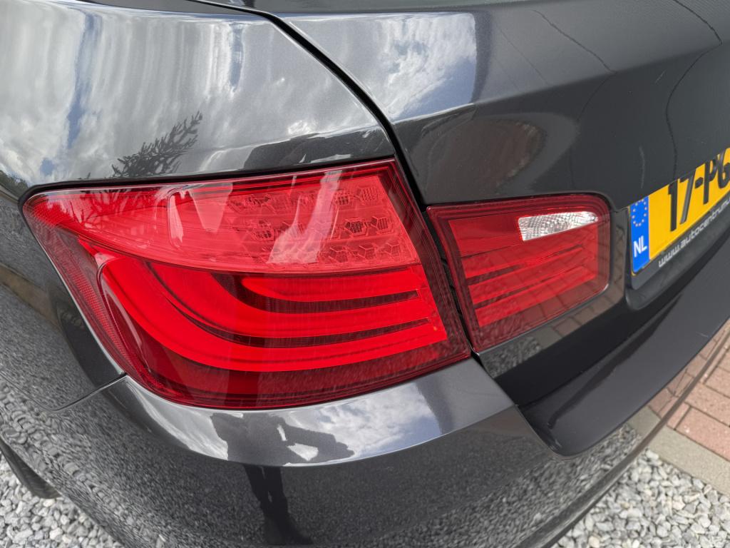 BMW 5 Serie 528i 6-cilinder executive sedan