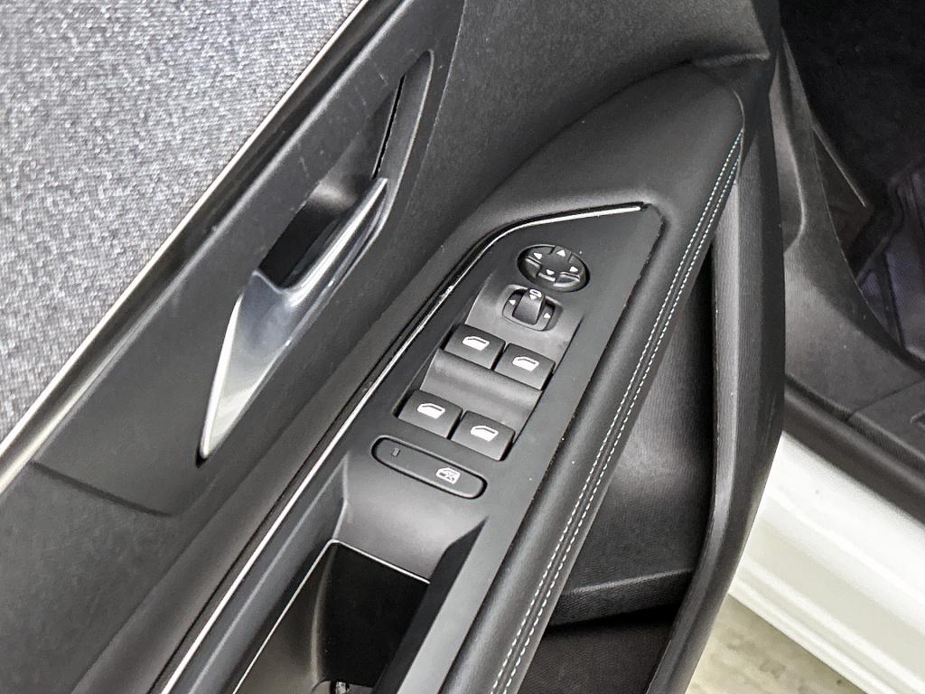 Peugeot 3008 plug-in hybrid4 300pk gt pack | rijklaar | adaptive cruise | e