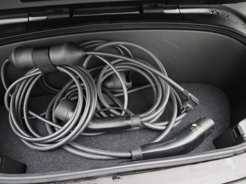 Volvo XC40 recharge core | automaat | apple carplay / android auto | virtua