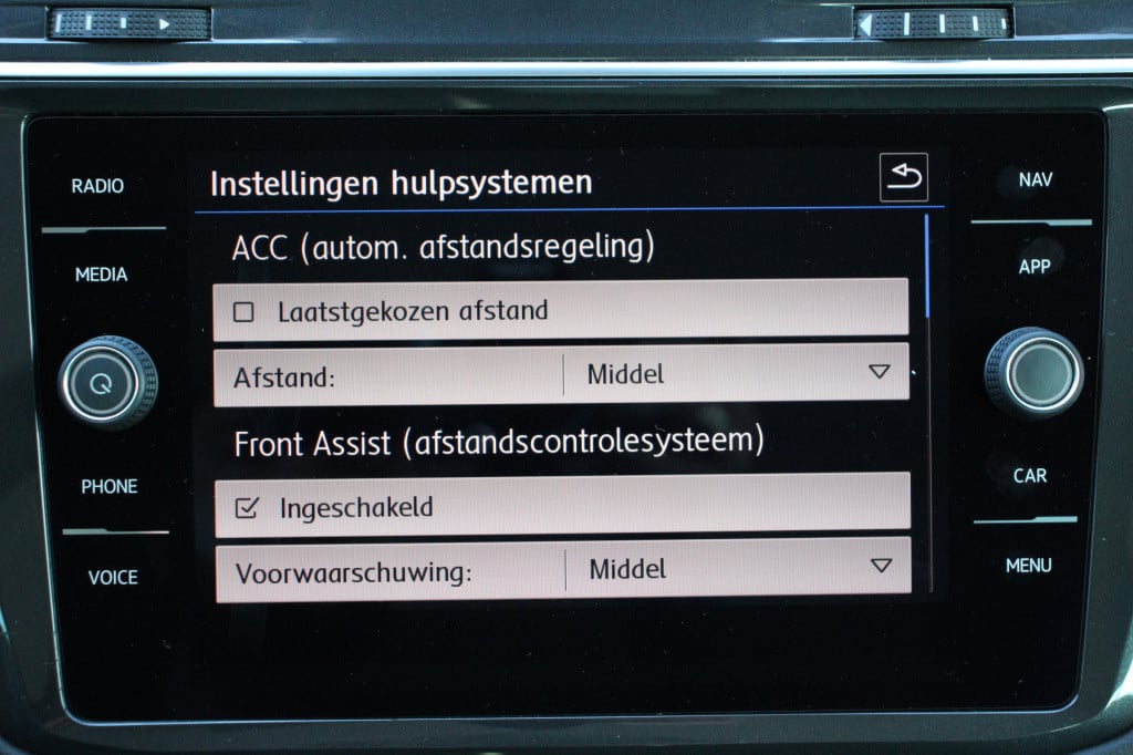 Volkswagen Tiguan 1.4 tsi 4motion r-line | pano | v.c. | acc | el. trekhaak