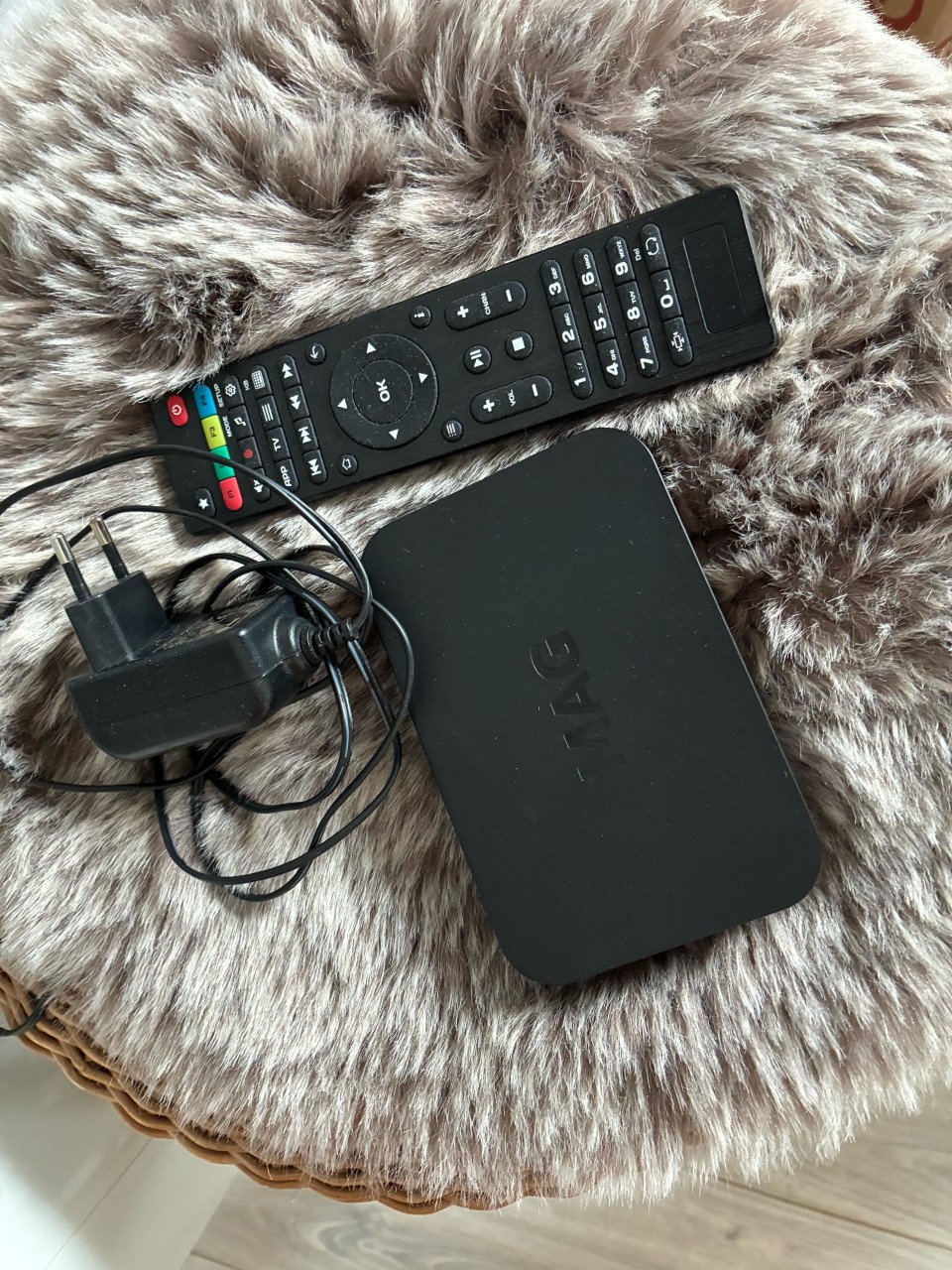 Mag box322    iptv