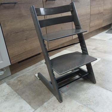 GrijzeTripp Trapp stoel van Stokke