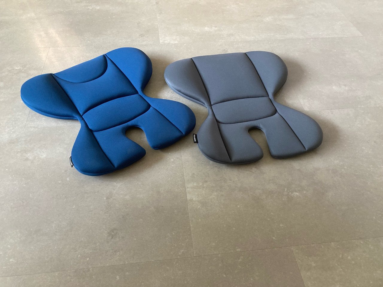 Autostoel: Maxi Cosi Titan zwart/grijs en blauw (4x)