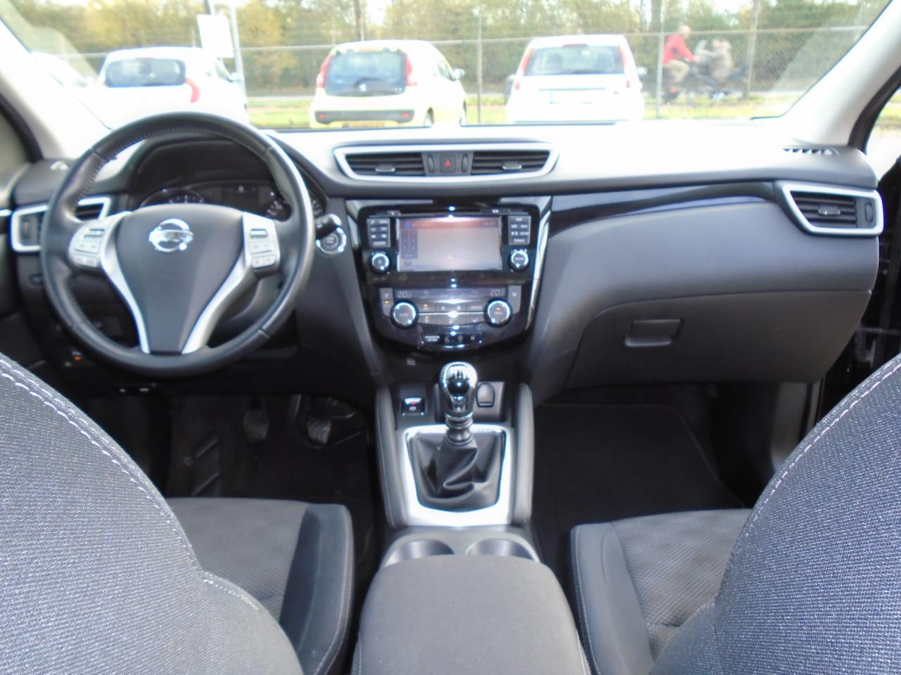 Nissan Qashqai 1.2 Connect