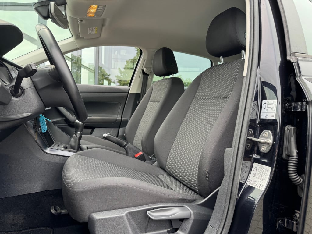 Volkswagen Polo 1.0 * cruise control * pdc 2x * licht en zicht pakket