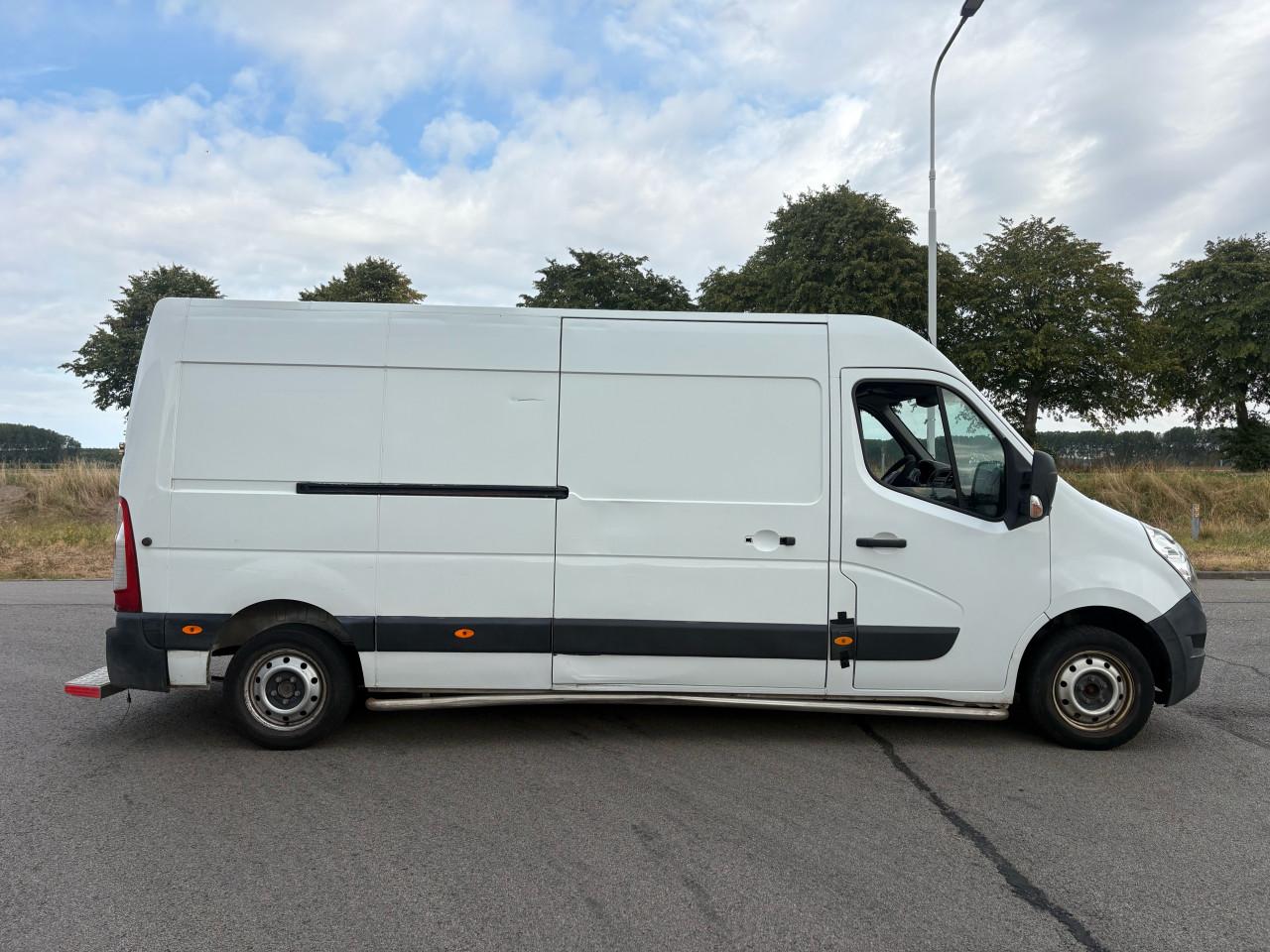 OPEL MOVANO 2.3 DIESEL / bj2011 / EURO5 / LEES BESCHRIJVINV