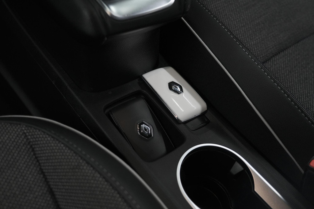 Renault Captur tce 100 intens | camera | navigatie | parkeersensoren