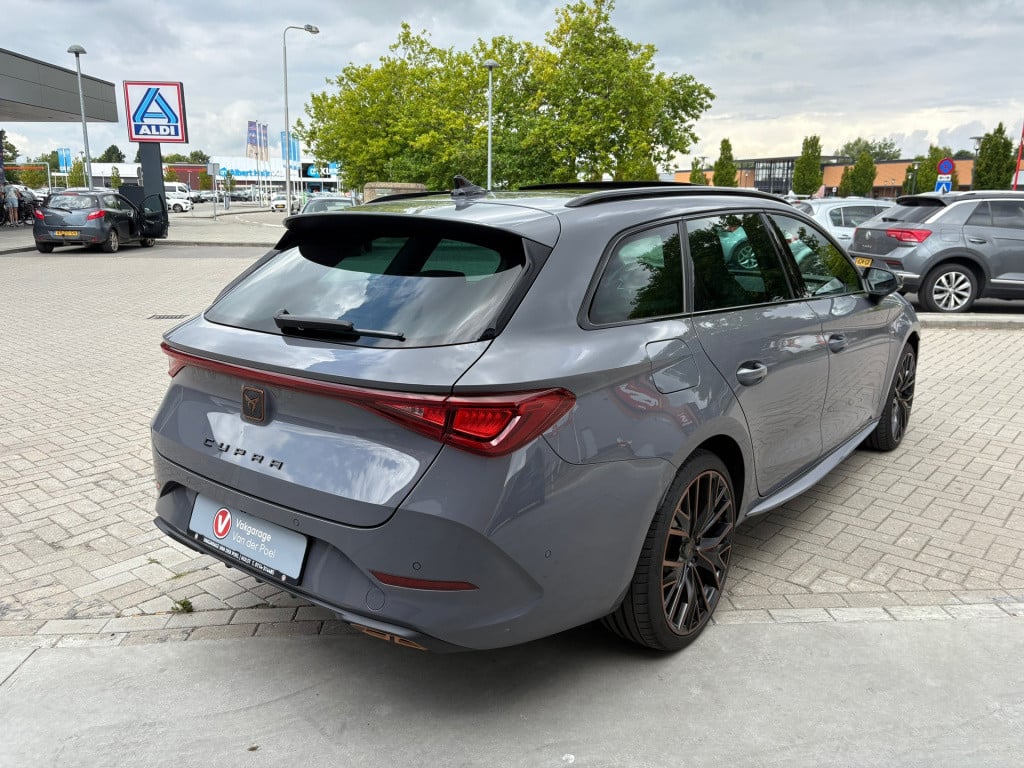 Cupra Leon Sportstourer 1.4 e-hybrid vz copper edition