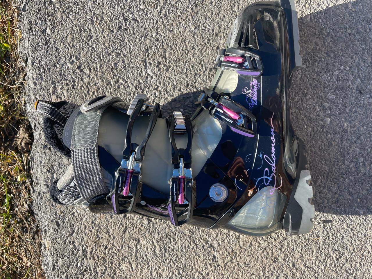 Dames ski schoenen Salomon maat 27 (schoenmaat 41)