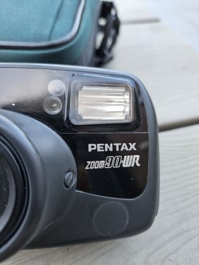Werkende analoge 35 mm Camera Pentax Zoom 90 WR, in nette staat