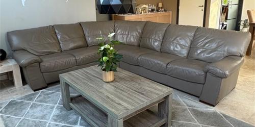 Te koop Echt leren bankstel 3 + 2 zits