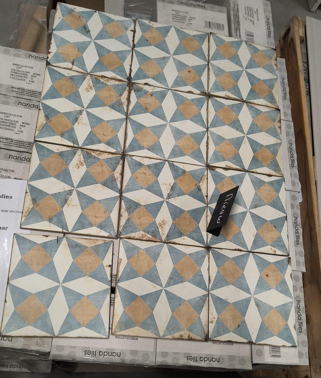 3030-227 Vintage-look decor tegels, blauw/beige/ivoor, van € 75,44/m² voor