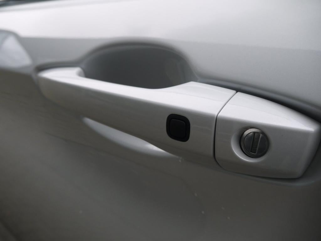 Mitsubishi Outlander 2.4 phev instyle 306pk s-awc|rijklaar