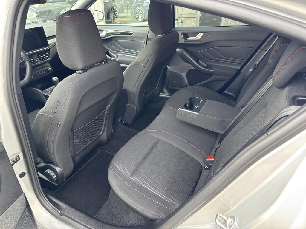 Ford Focus 1.0 ecoboost hybrid st line x mhev garantie t/m 11-02-2029