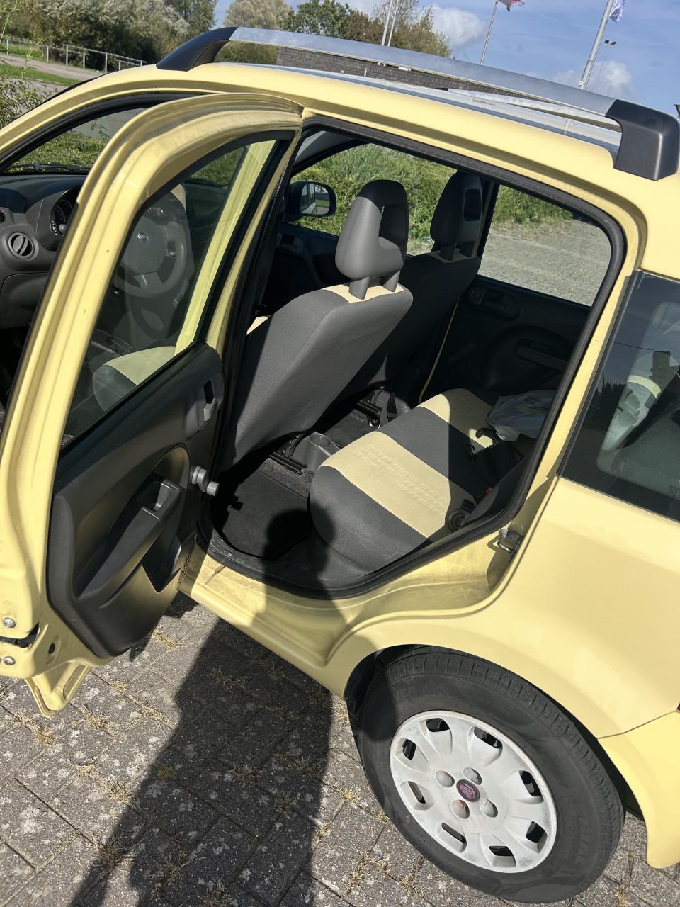 Fiat Panda 1.2 2012 Geel