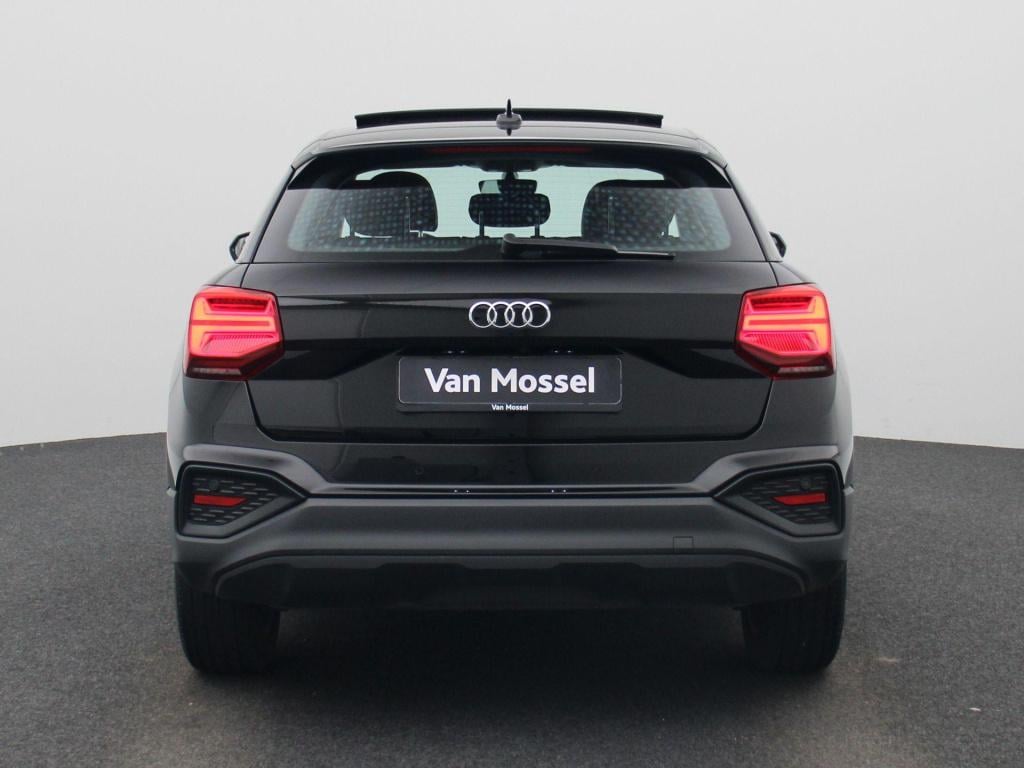Audi Q2 35 tfsi pro line | panoramadak | stoelverwarming | leder | camera |