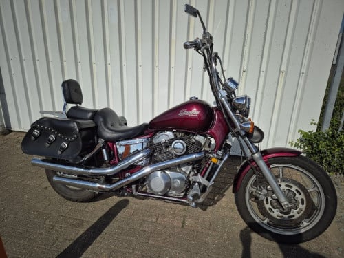 Honda Shadow VT1100, mooie chopper!