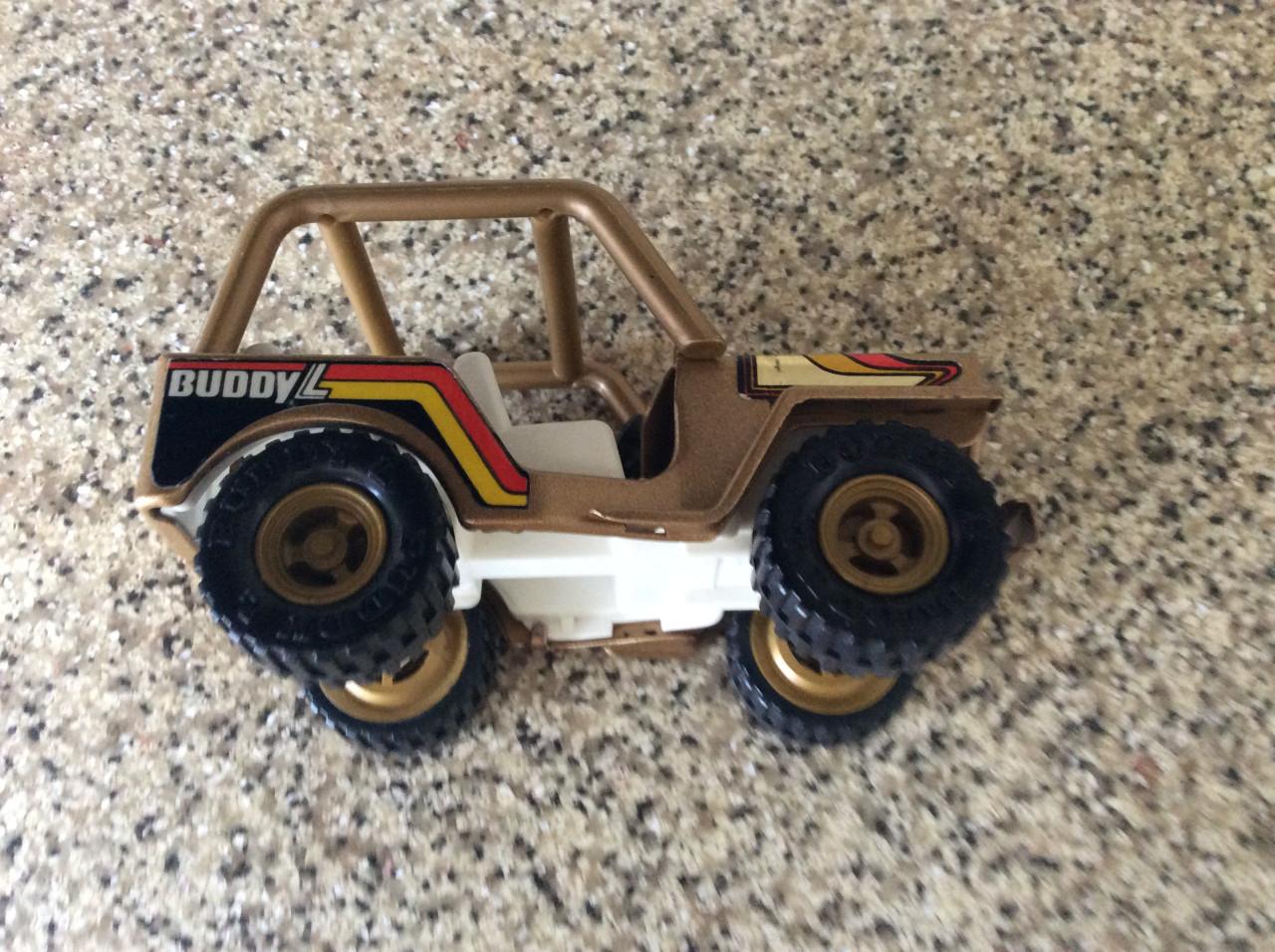 Verschillende voertuigen van het merk: Buddy L.
