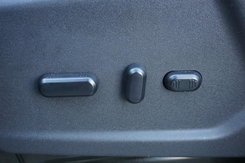 Ford Transit Custom 270 2.0 tdci l1h1 dc anniversary edition airco / navi /