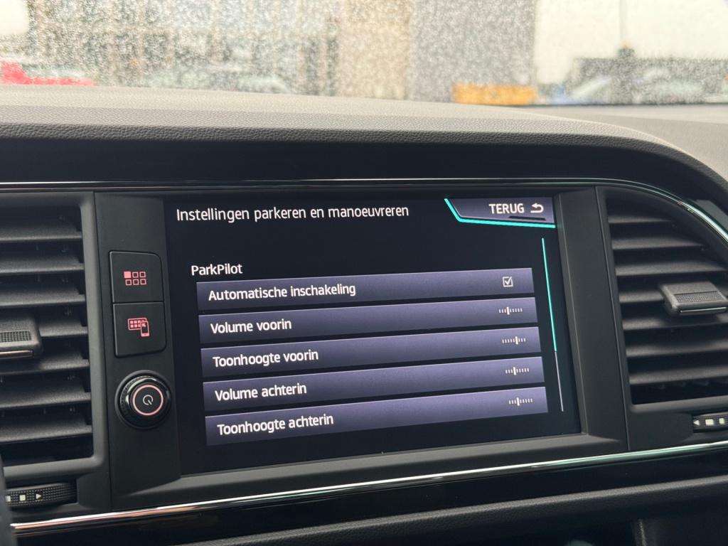 Seat Leon 2.0 tsi cupra * keyless * camera * carplay * stoelverwarming