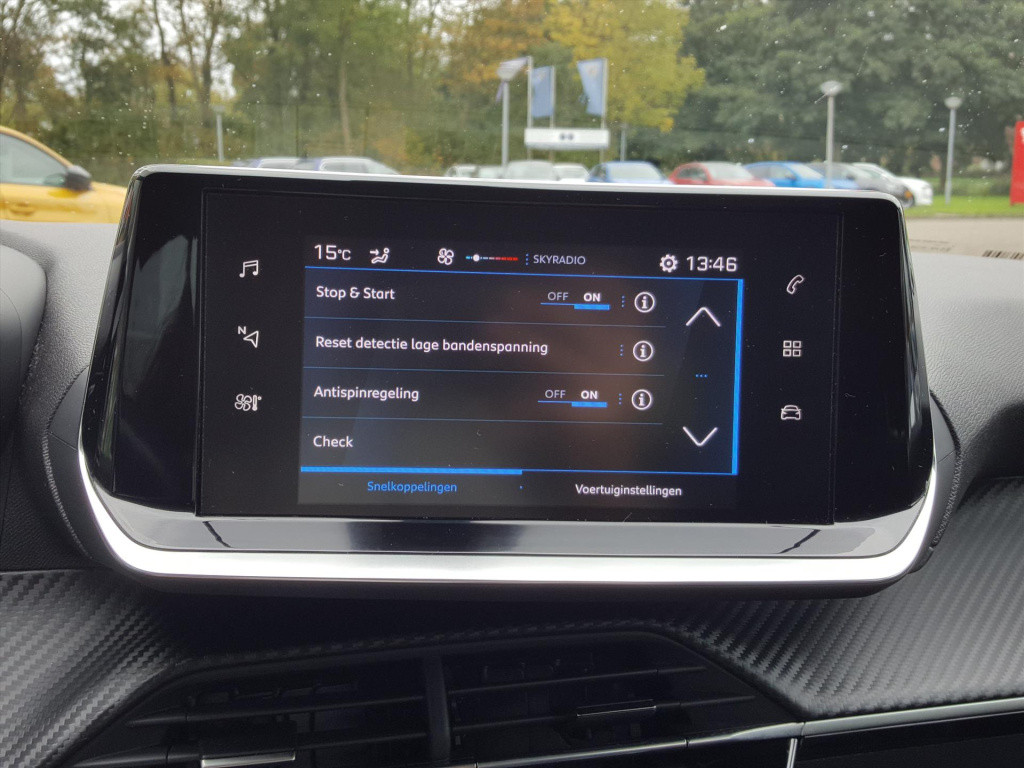 Peugeot 208 1.2 puretech 100pk active airco | cruise control navigatie via 