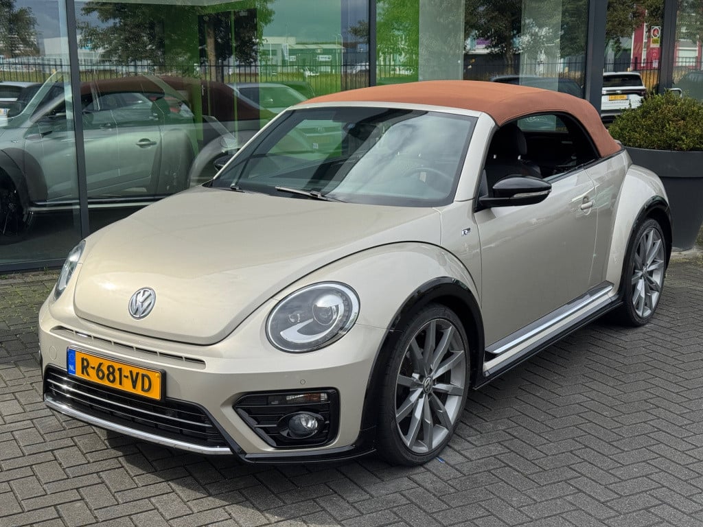 Volkswagen New Beetle cabriolet 2.0 tdi r-line * led * camera * 20 inch