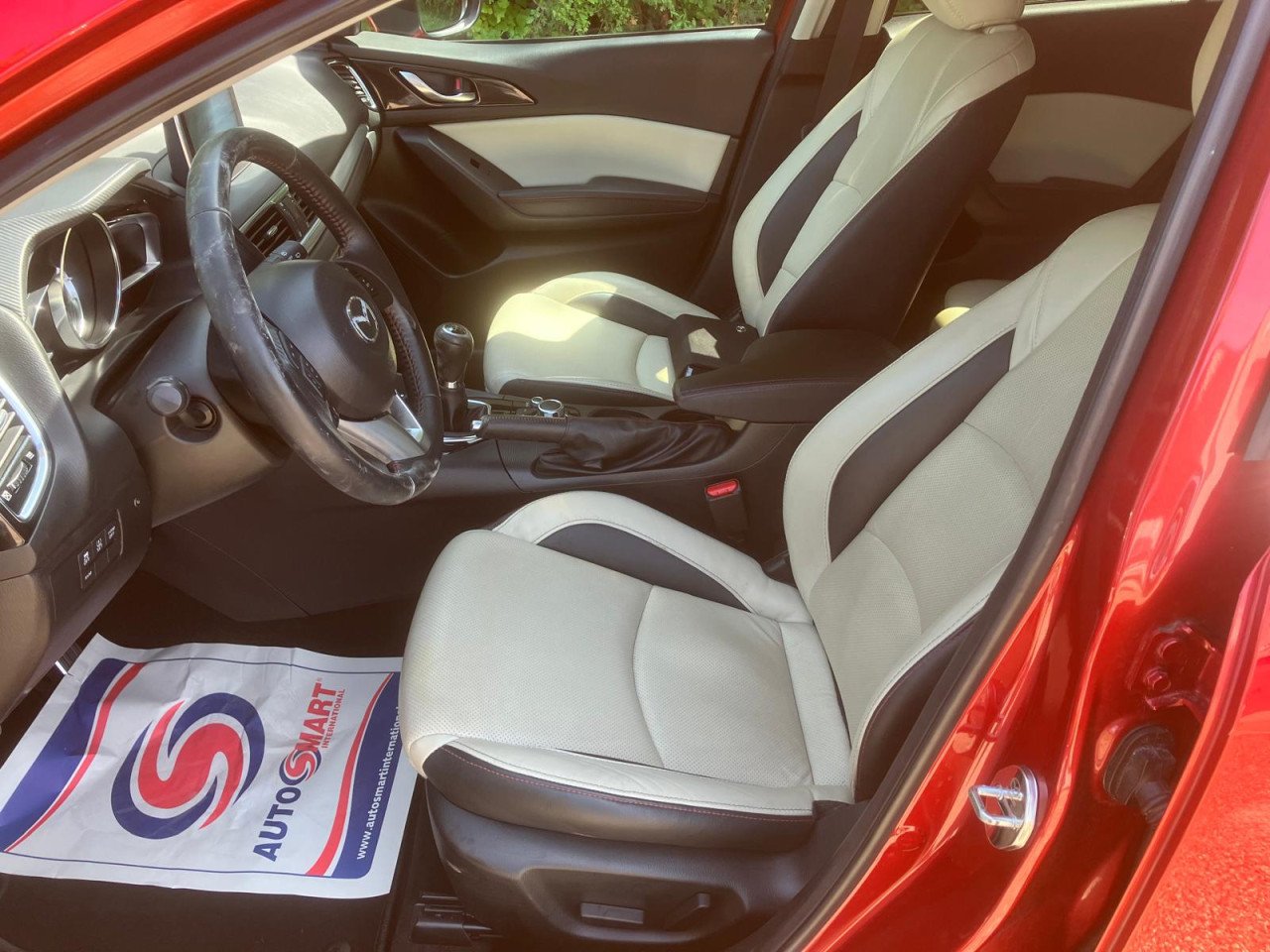 Mazda 3  2.0