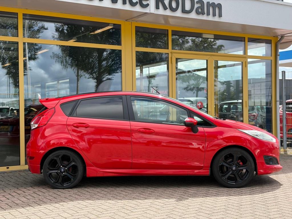 Ford Fiesta 1.0 ecob. black edit
