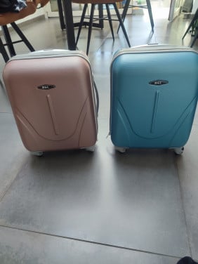 Kleine bagage op wielen 40x30x20