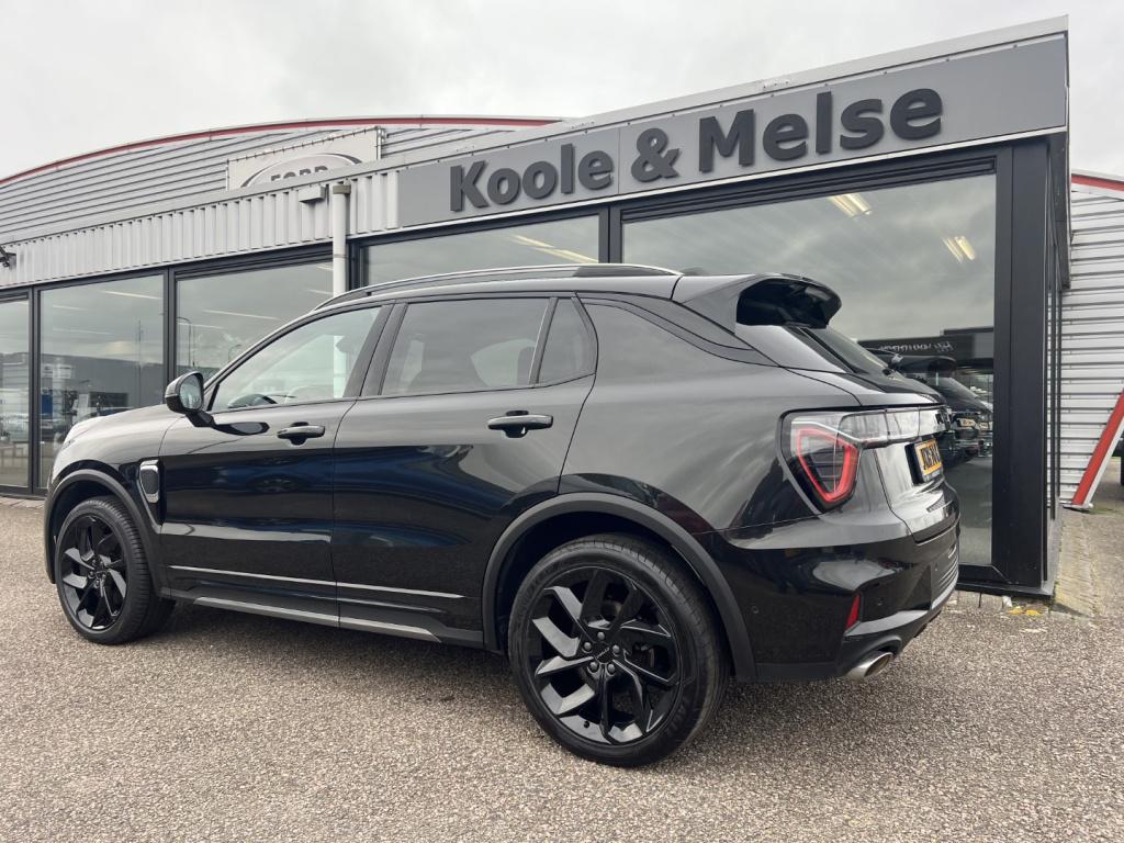 Lynk & Co 01 1.5 261pk plug in hybrid , black edition , zwarte velgen , pan